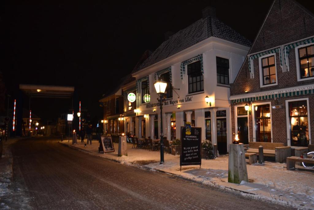 Stadsherberg 'Het Wapen Van Ijlst' Dış mekan fotoğraf